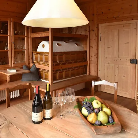 Apartment Fruehmesserhaus Refugium Zu Sanct Kassian Lagundo